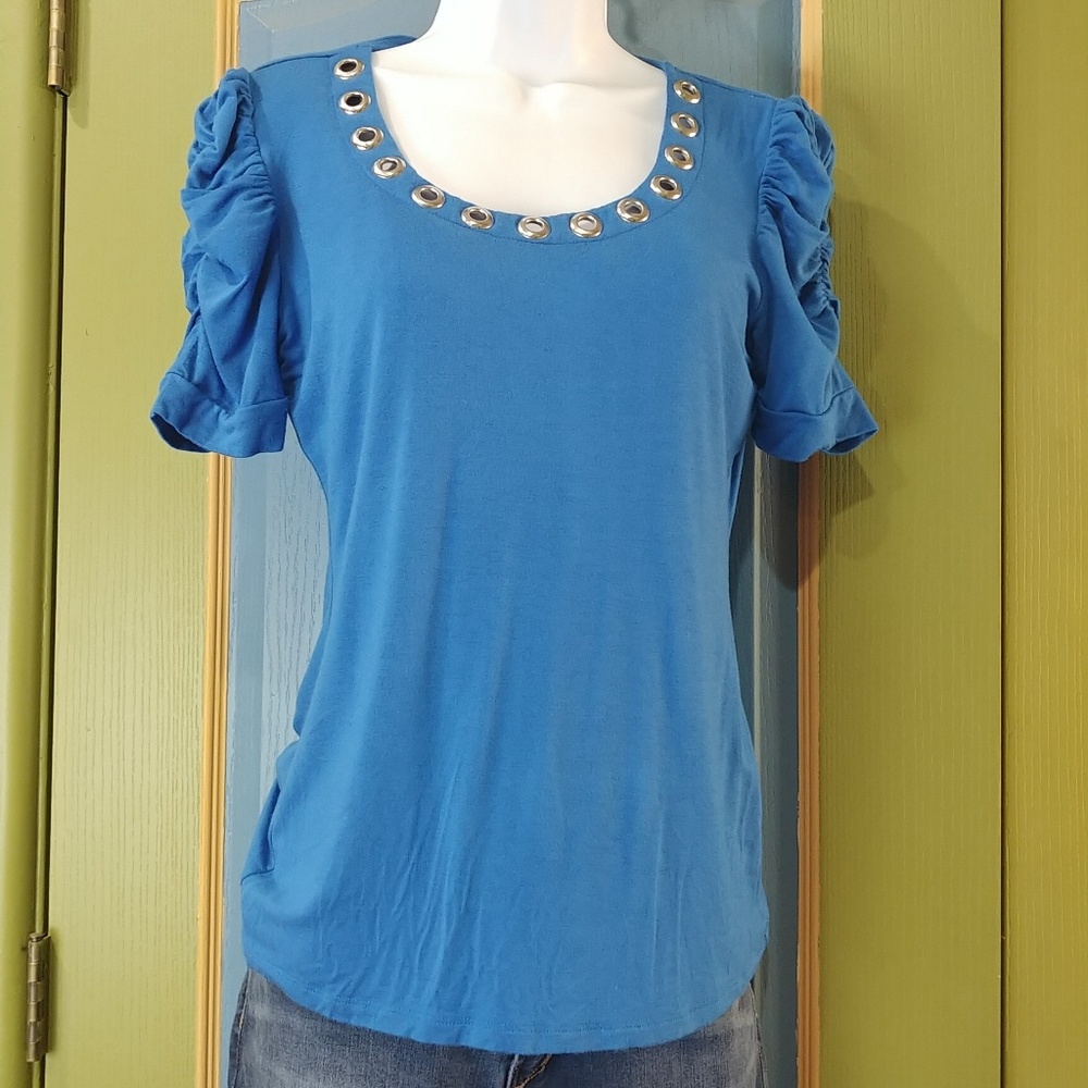 EUC CARMEN MARC VALVO TOP